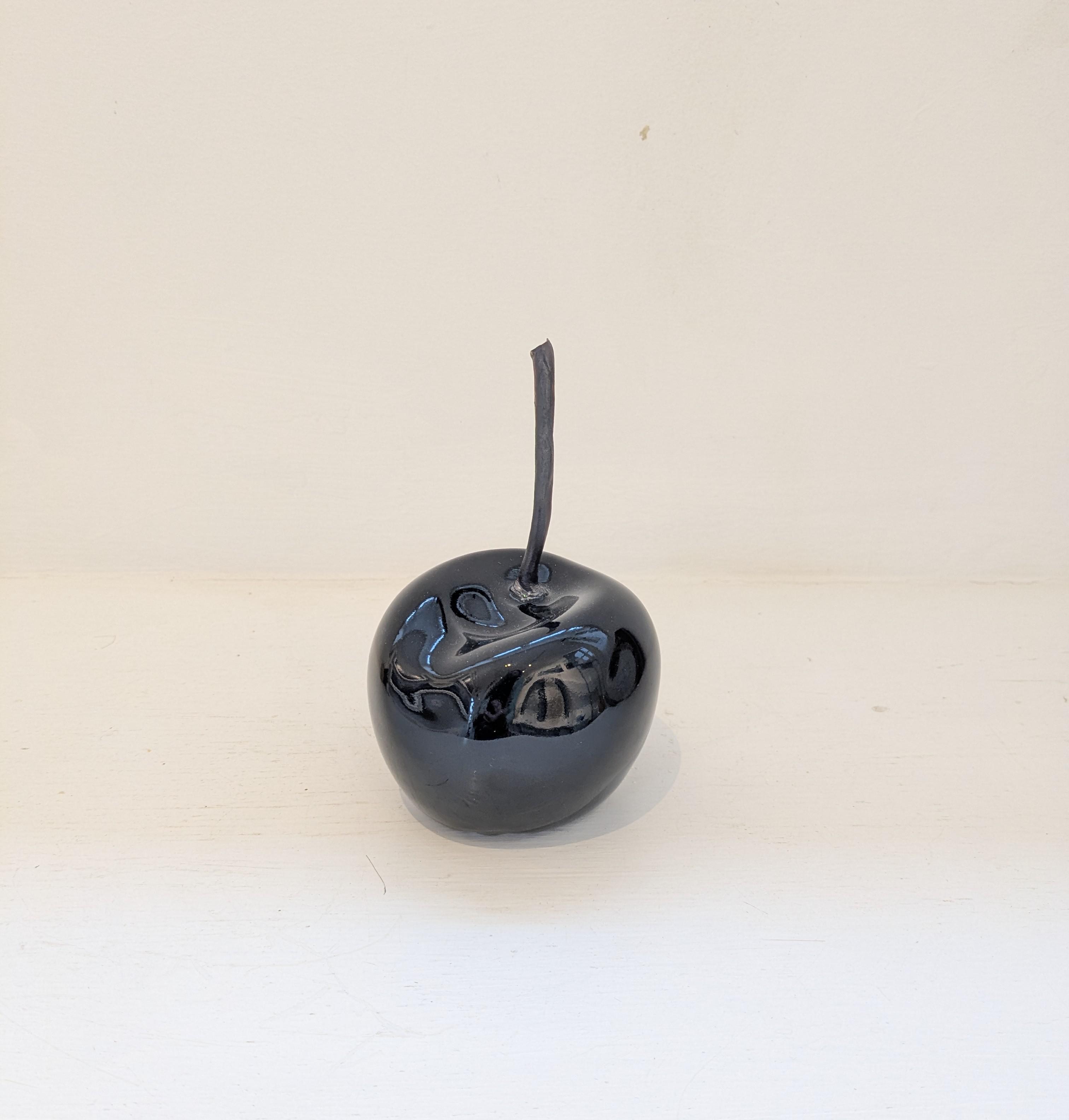 Cherry (060)