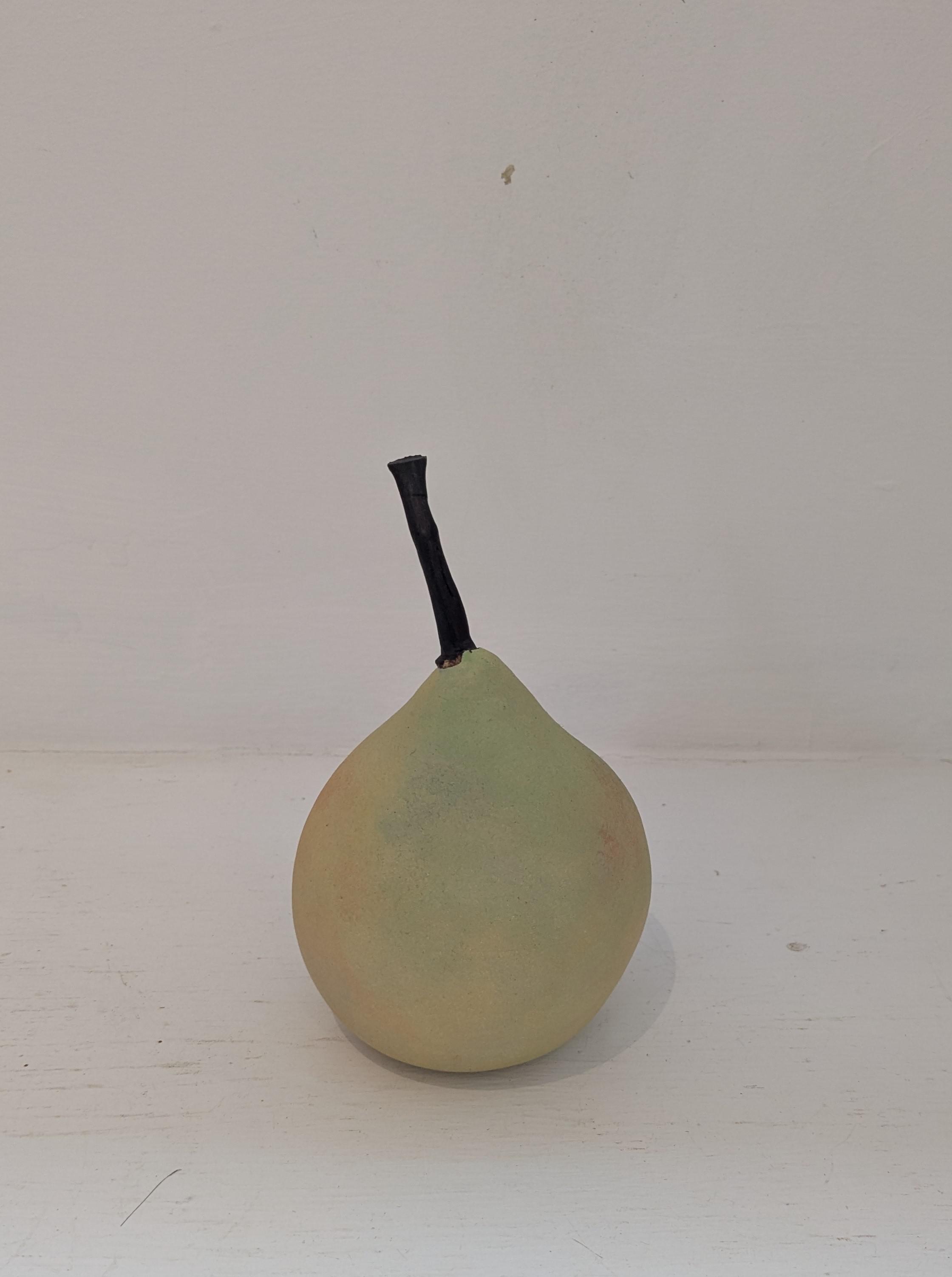 Pear (051)