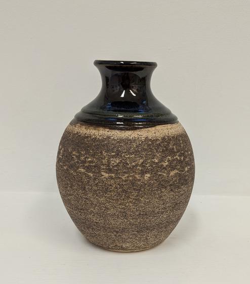 Brown Oxide / Dark Blue Vase (6)